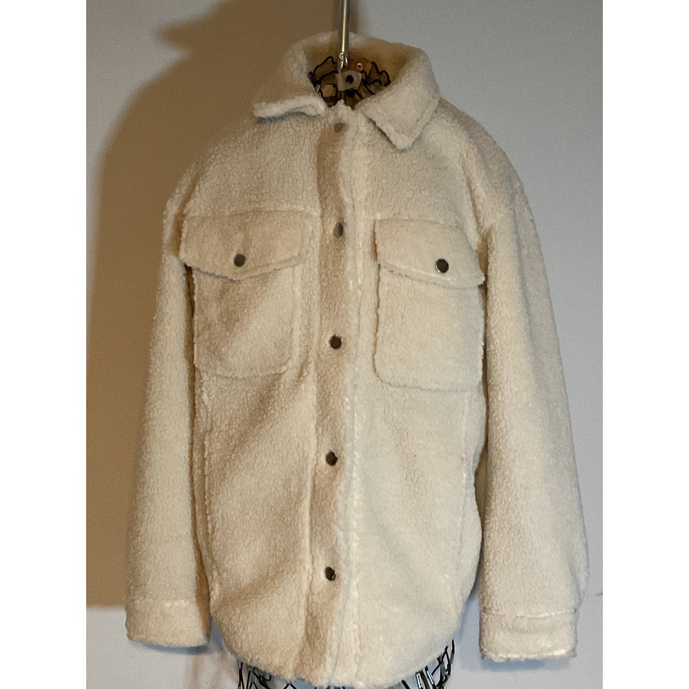 H&M Divided‎ Cream Teddy Fleece Shacket Snap Button Jacket Small 08188640